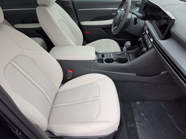 Certified 2026 Hyundai Sonata SE FWD image 27