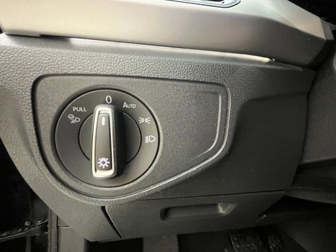 Used 2022 Volkswagen Atlas SEL AWD/4WD image 20