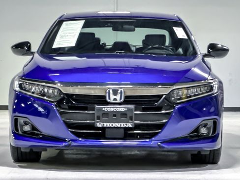 Used 2022 Honda Accord Sport image 6