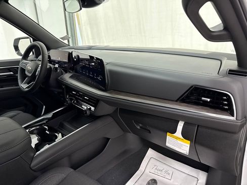 New 2026 Chevrolet Tahoe LS image 10