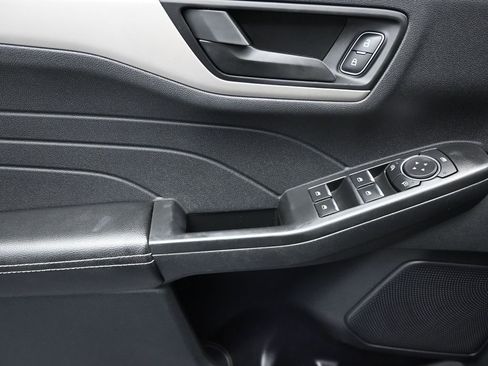 Used 2022 Ford Escape SE w/ Convenience Package image 18