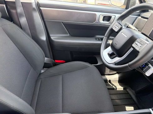 Used 2024 Hyundai Santa Fe SE FWD image 14
