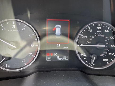 Used 2023 Subaru Outback Premium AWD/4WD image 23