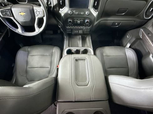 Used 2021 Chevrolet Silverado 1500 LTZ w/ LTZ Premium Package AWD/4WD image 16