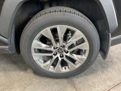 Used 2025 Toyota RAV4 XLE Premium w/ Weather Package AWD/4WD image 7