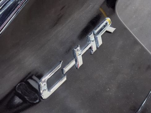 Used 2021 Toyota C-HR XLE image 25