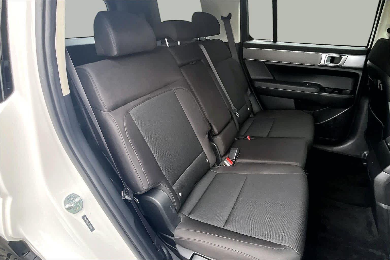 Used 2025 Hyundai Santa Fe SE AWD/4WD image 21