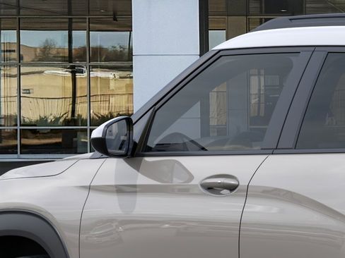 New 2026 Chevrolet TrailBlazer ACTIV w/ Convenience Package FWD image 13