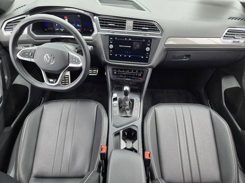 Used 2023 Volkswagen Tiguan SE R-Line FWD image 34