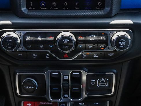 Used 2021 Jeep Gladiator Rubicon AWD/4WD image 30