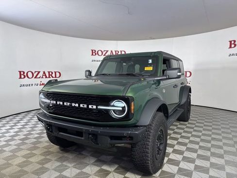 Certified 2024 Ford Bronco Wildtrak image 4