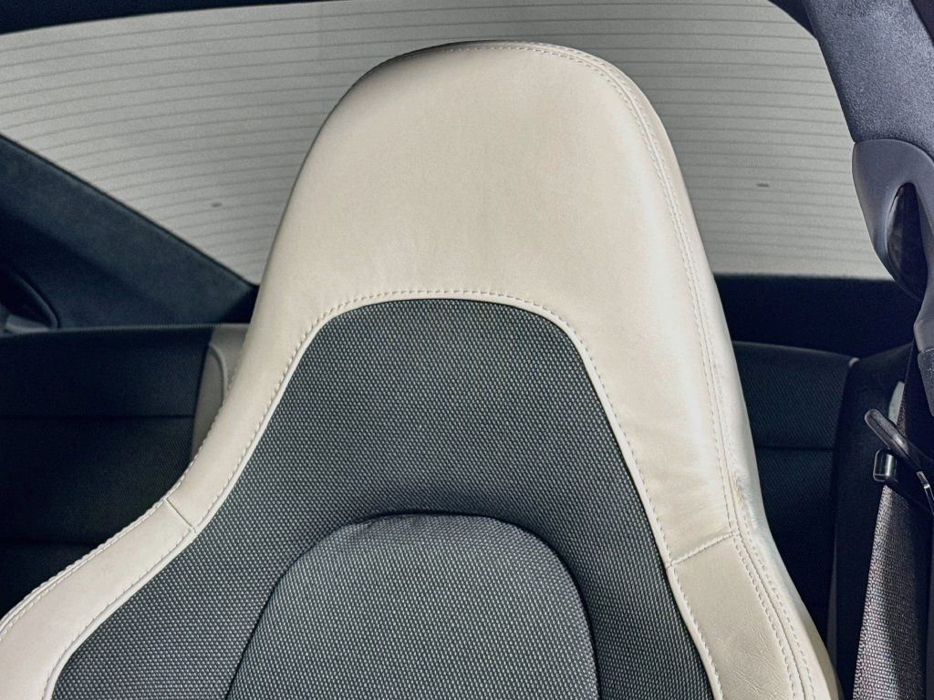 Certified 2017 Porsche 911 Carrera RWD image 23