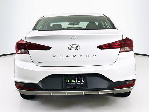 Used 2020 Hyundai Elantra SE w/ Cargo Package (C1) FWD image 7