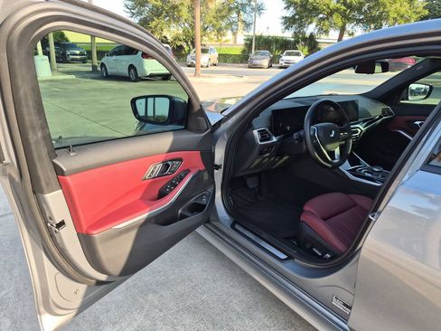 Used 2023 BMW 330i Sedan w/ Driving Assistance Package RWD image 7