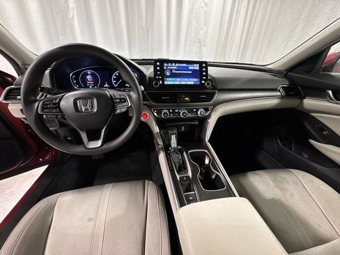 Used 2019 Honda Accord EX image 15