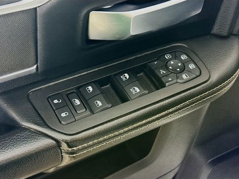 Used 2025 RAM 2500 Big Horn AWD/4WD image 19