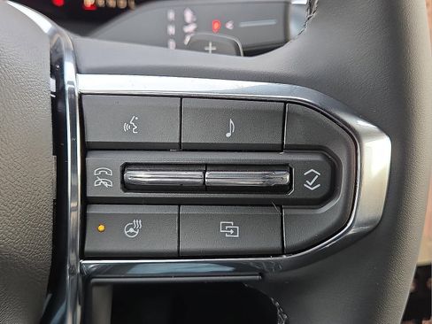 New 2026 GMC Acadia Elevation FWD image 22