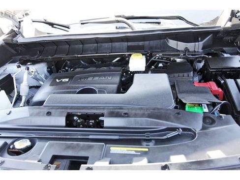 Used 2023 Nissan Pathfinder Platinum w/ Cargo Package image 32