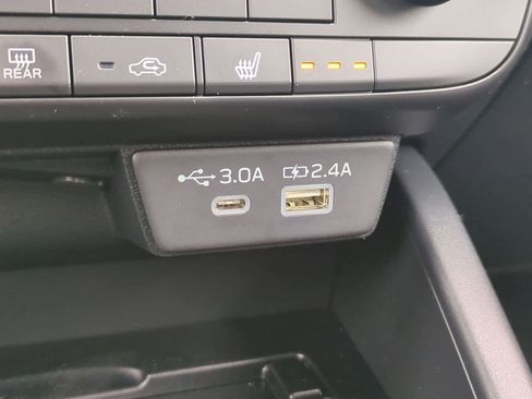 New 2026 Subaru Outback Limited image 32