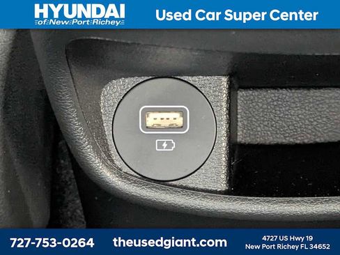 Used 2023 Hyundai Kona SEL image 15