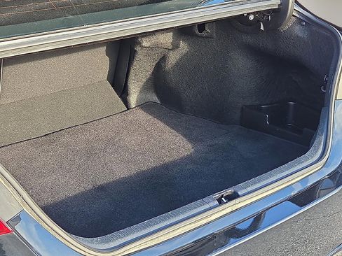 Used 2024 Toyota Camry SE image 9