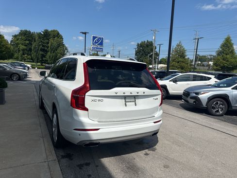 Used 2017 Volvo XC90 T6 Momentum w/ Vision Package AWD/4WD image 4
