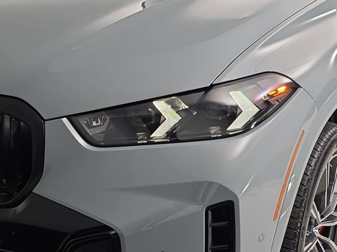 New 2026 BMW X5 xDrive40i w/ M Sport Package image 31