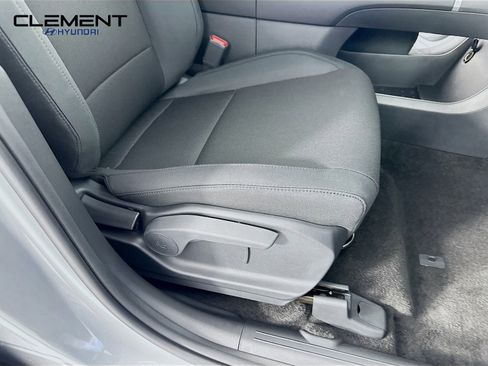 New 2026 Hyundai Santa Fe SE image 27