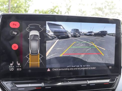 Certified 2023 Volkswagen ID.4 Pro S Plus AWD/4WD image 6