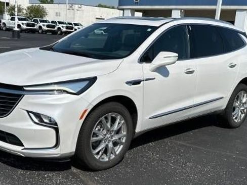 Used 2023 Buick Enclave Premium w/ Experience Buick Package AWD/4WD image 1