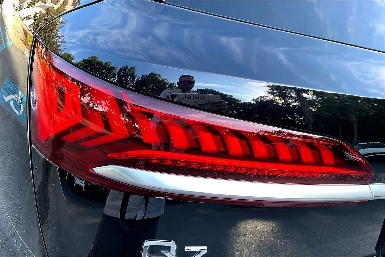 Used 2021 Audi Q7 3.0T Premium Plus AWD/4WD image 29