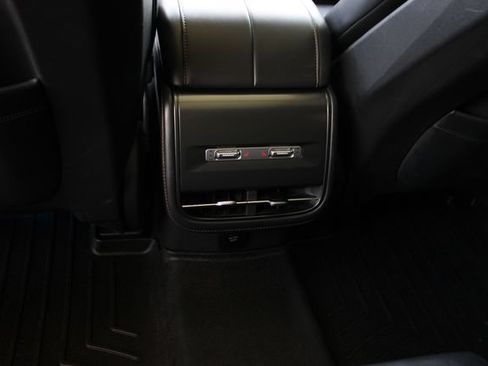 Used 2024 Lincoln Nautilus Premier w/ Equipment Group 102A AWD/4WD image 29