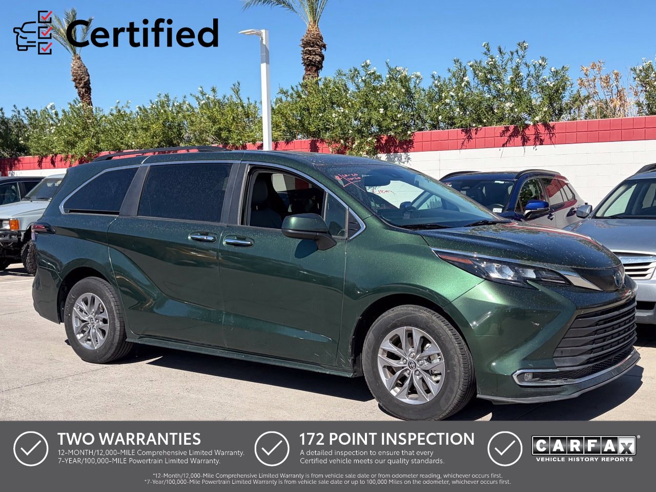 Used 2024 Toyota Sienna XLE FWD image 1