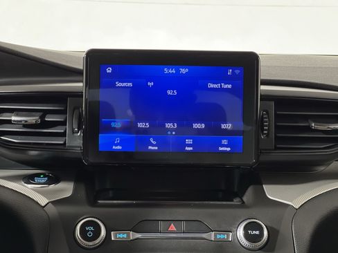 Certified 2020 Ford Explorer XLT w/ Class III Trailer Tow Package AWD/4WD image 18