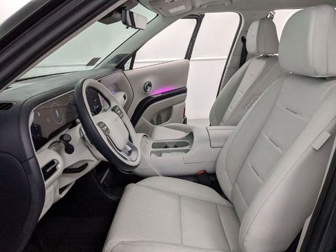 Used 2026 Hyundai Palisade Calligraphy image 17