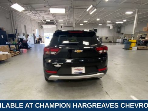 Certified 2023 Chevrolet TrailBlazer LT w/ Convenience Package FWD image 9