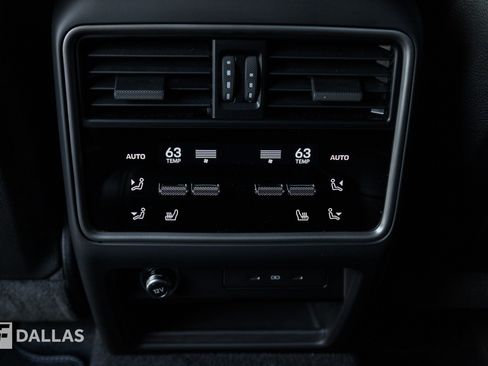 Used 2024 Porsche Cayenne Turbo GT AWD/4WD image 36