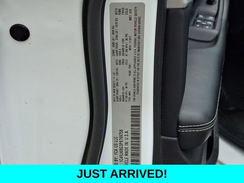 Used 2023 Jeep Grand Cherokee L Limited image 26