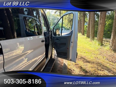 Used 2018 Ford Transit 150 XL image 42