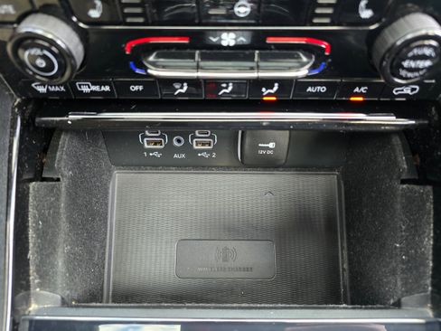 Used 2021 Jeep Grand Cherokee L Laredo image 19