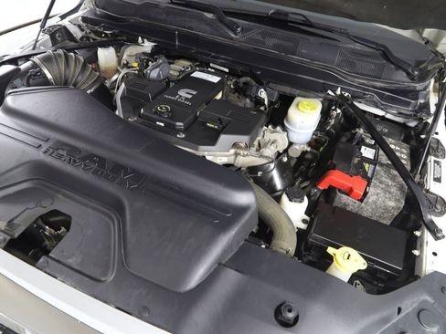 Used 2019 RAM 2500 Laramie AWD/4WD image 21