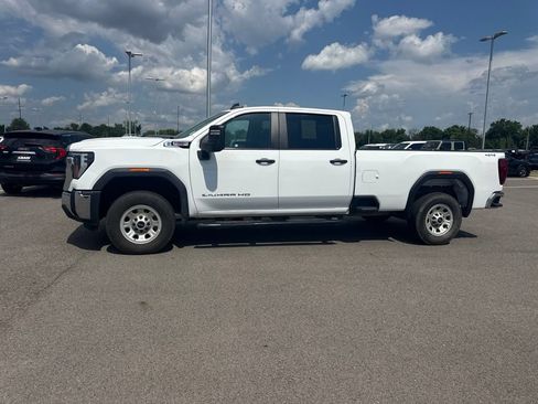 Used 2024 GMC Sierra 2500 Pro w/ Convenience Package AWD/4WD image 2