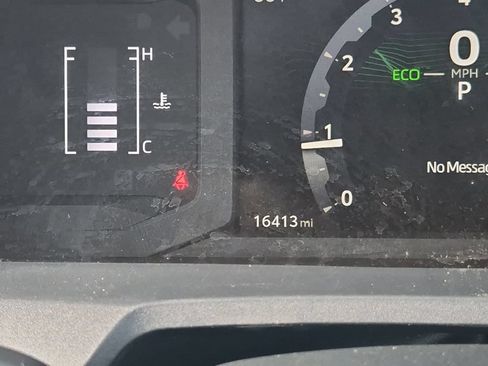 Certified 2026 Toyota 4Runner SR5 AWD/4WD image 31