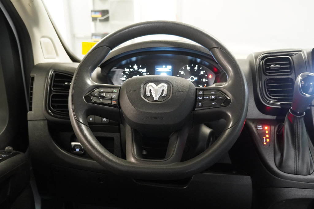 Used 2025 RAM ProMaster 1500 w/ Convenience Group FWD image 17