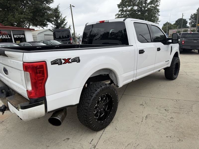 Used 2019 Ford F250 XLT w/ Snow Plow Prep Package AWD/4WD image 4