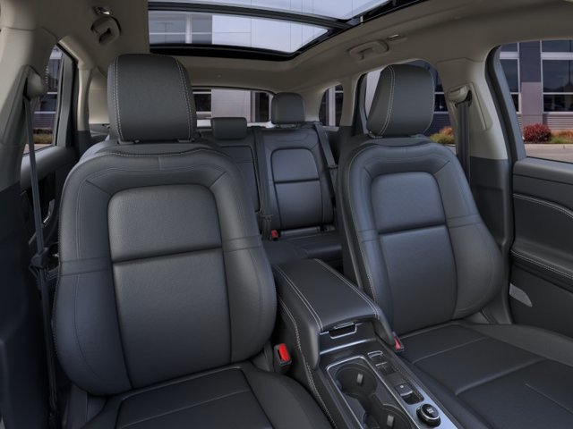 New 2025 Lincoln Corsair Grand Touring w/ Jet Appearance Package AWD/4WD image 10