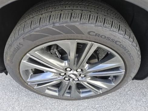 Used 2025 Cadillac Optiq Sport 2 AWD/4WD image 2