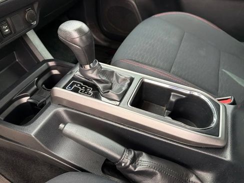 Used 2019 Toyota Tacoma SR5 AWD/4WD image 21