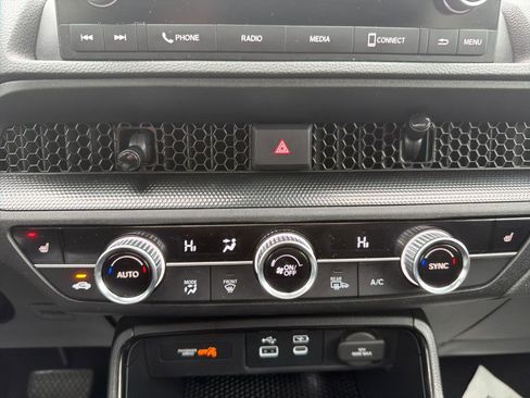 Used 2024 Honda CR-V EX image 25