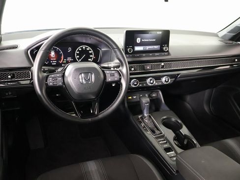 Used 2025 Honda Civic Sport image 2